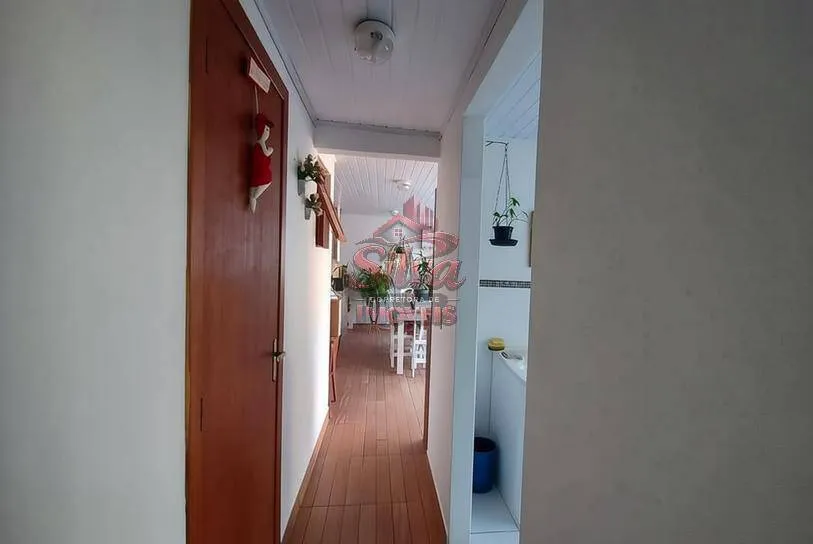 Imagem C471 | Casa com piscina à venda a 450m do mar no Mariluz