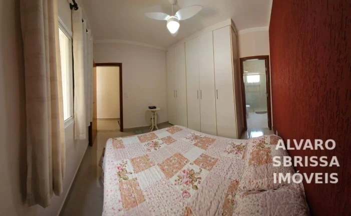 Imagem Oportunidade Única! Linda Casa à Venda (Mobiliada) no Condomínio Varvito - Itu-SP
