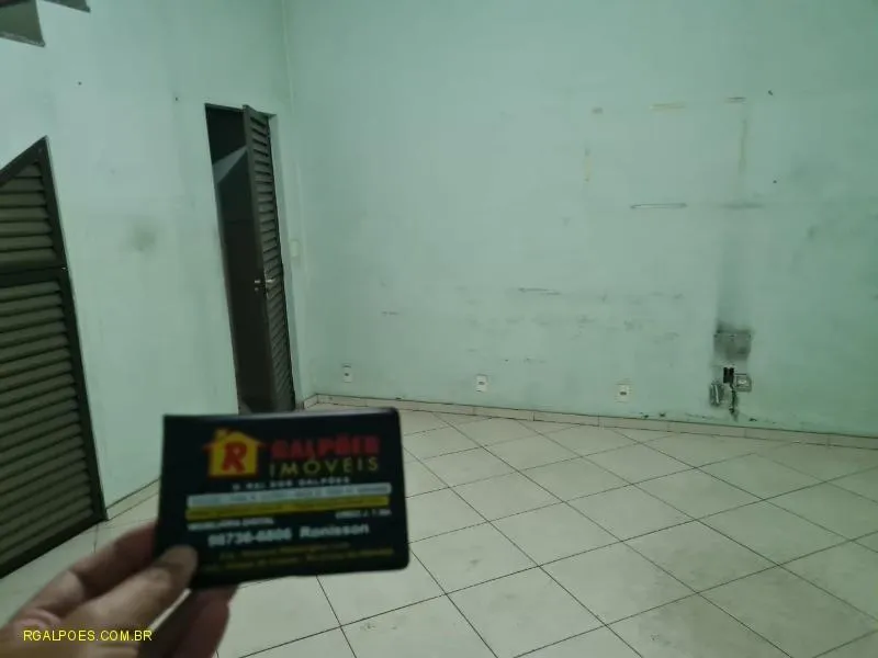 Imagem Galpão para Locação em DUQUE DE CAXIAS, CHACARA RIO PETROPOLIS, 2 banheiros