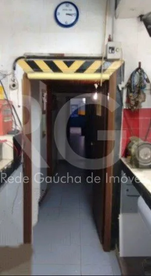 Imagem Casa Comercial para Venda - 220m², 3 dormitórios, 2 vagas - Cidade Baixa