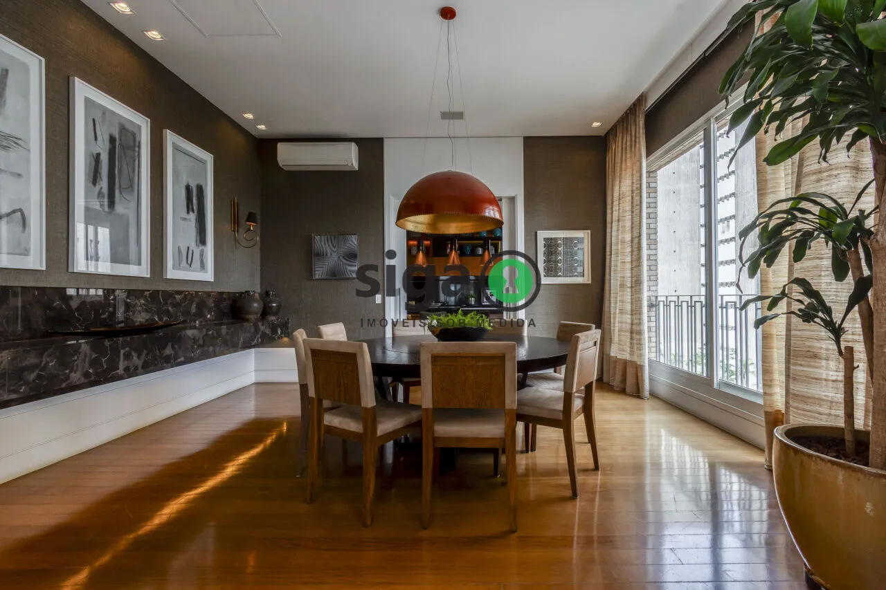 Imagem Apartamento com 4 Quartos à Venda no Itaim