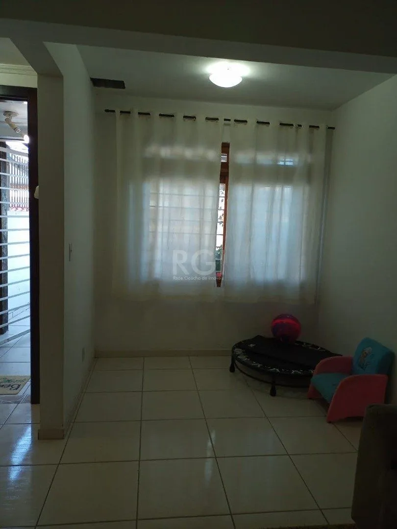 Imagem Casa para Venda - 131.92m², 2 dormitórios, sendo 2 suites, Guarujá