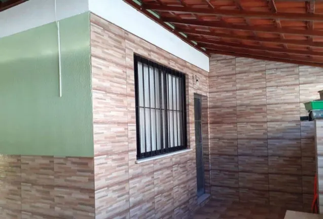 Imagem Casa com 2 Quartos à Venda, 81 m² em Campo Grande - Rio de Janeiro