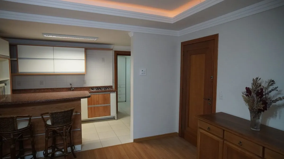 Imagem Apartamento no Centro de Gramado de 2 dormitórios e vaga