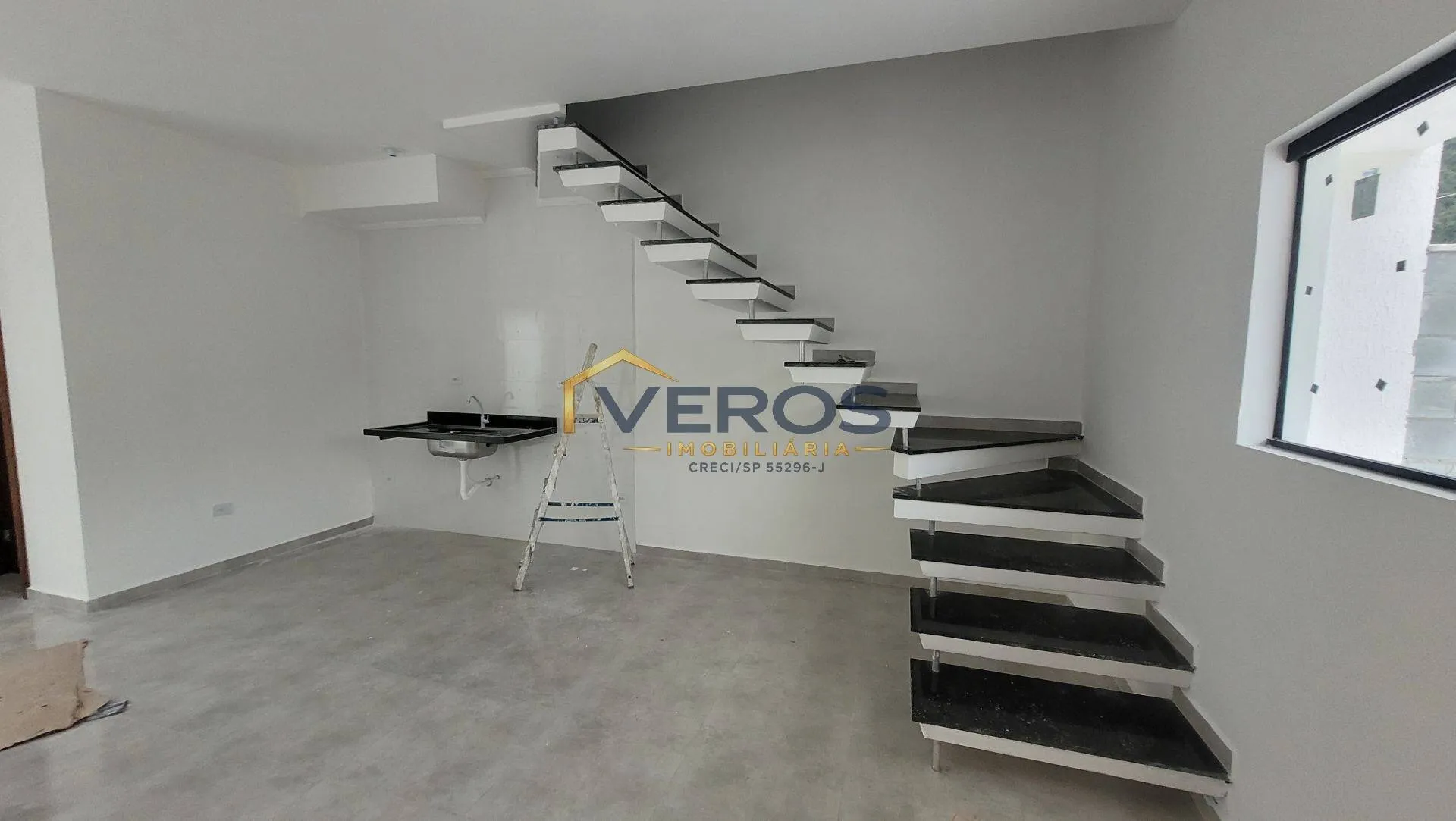 Imagem Casa a venda com Quintal e 02 Suítes Massaguaçu Caraguatatuba