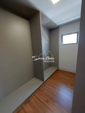 Imagem Casa com 4 dormitórios à venda, 400 m² por R$ 1.600.000,00 - Green Valleiy - Teresópolis/RJ