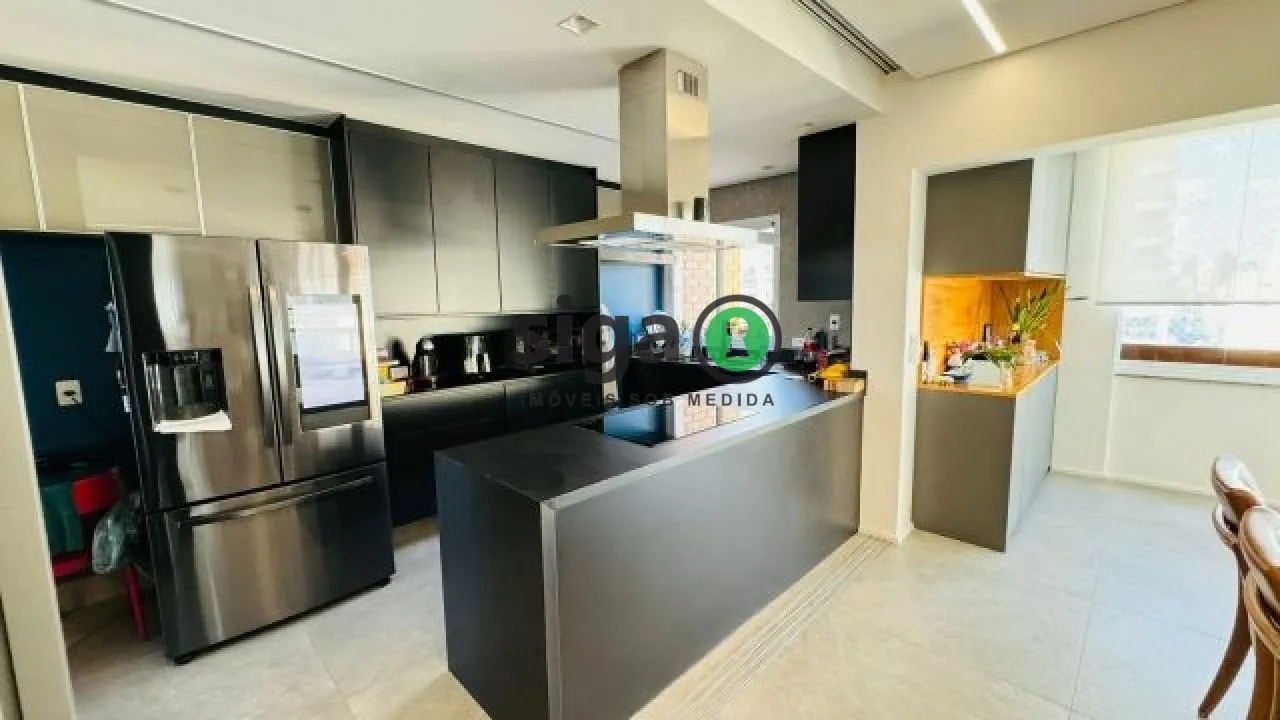 Imagem Cobertura Duplex com 291m², com 4 suites, 4 vagas no Panamby