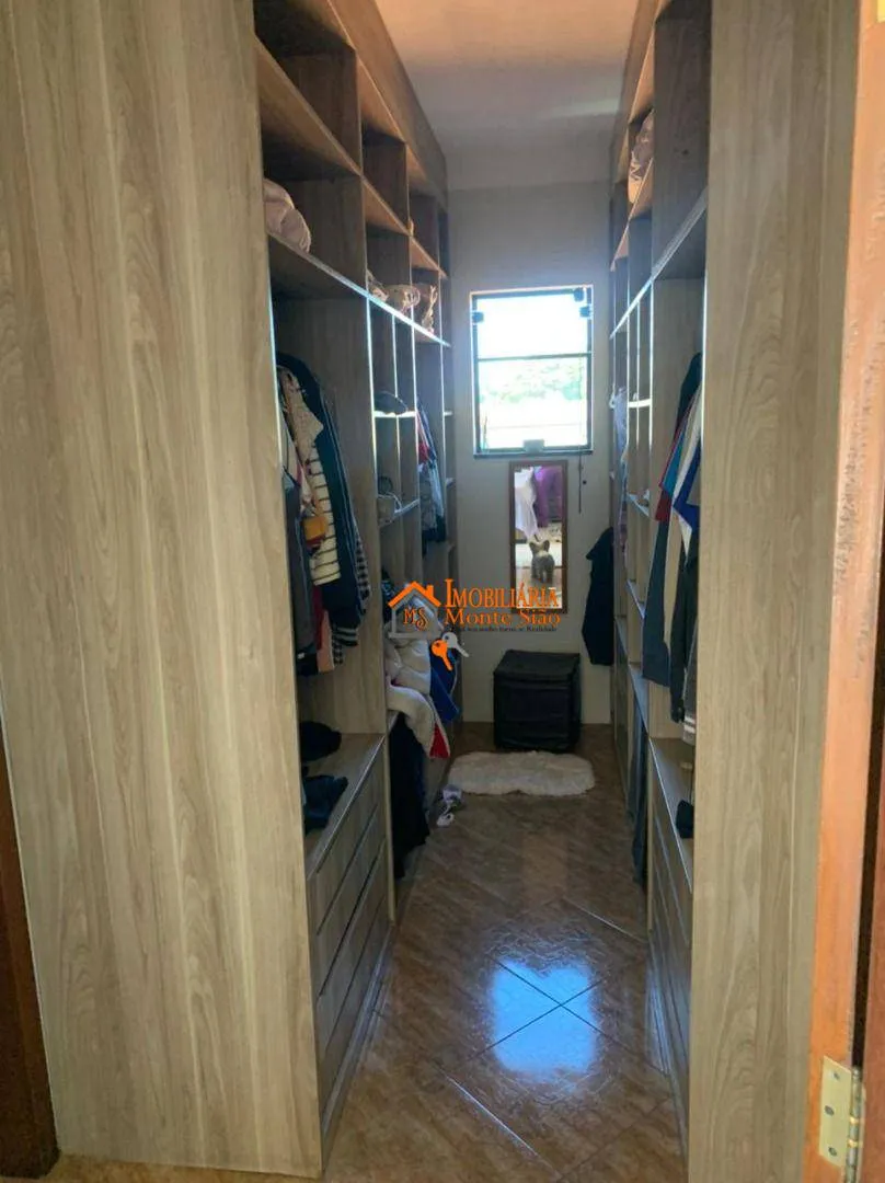 Imagem Sobrado com 3 dormitórios à venda, 375 m² por R$ 3.180.000,00 - Cidade Maia - Guarulhos/SP