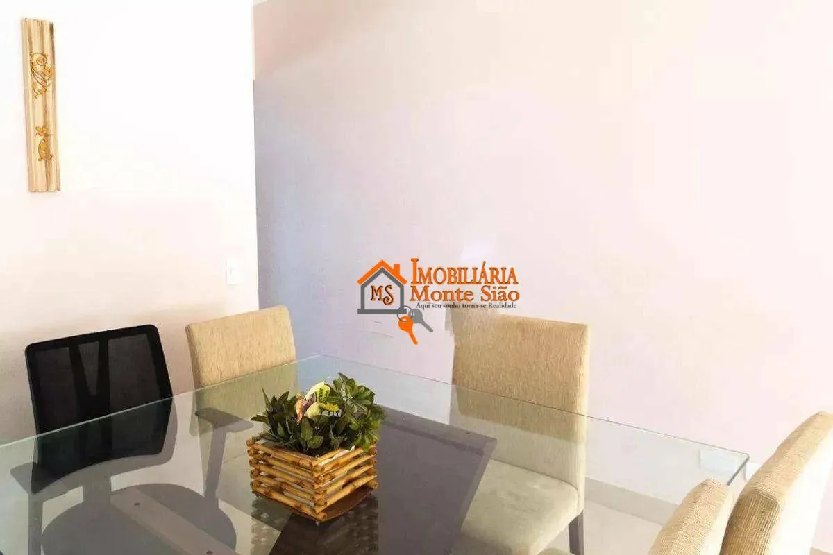 Imagem Casa com 3 dormitórios à venda, 168 m² por R$ 767.000,00 - Jardim Rizzo - Guarulhos/SP