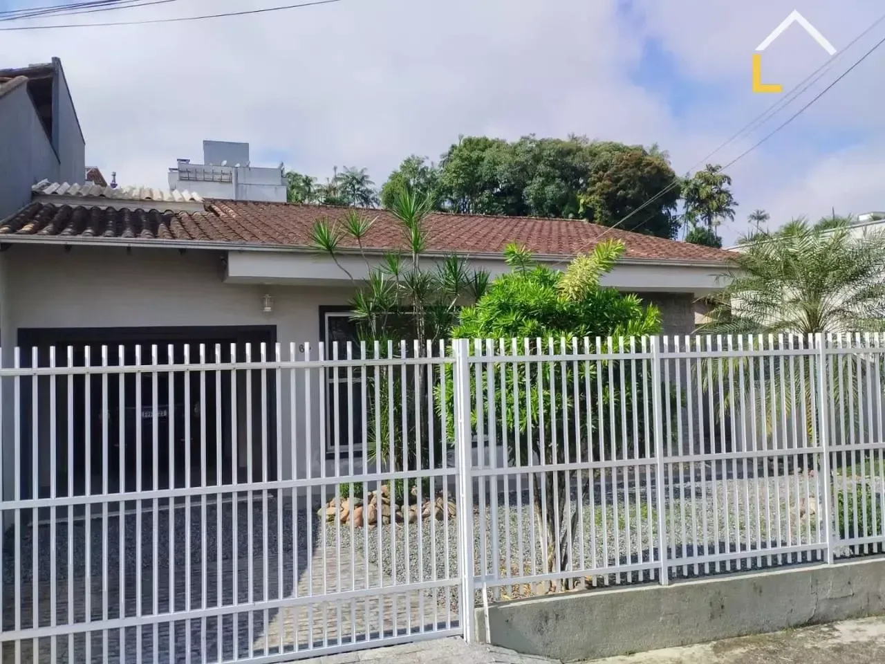 Imagem Casa com 3 Quartos à Venda, 103,35 m² em Floresta - Joinville