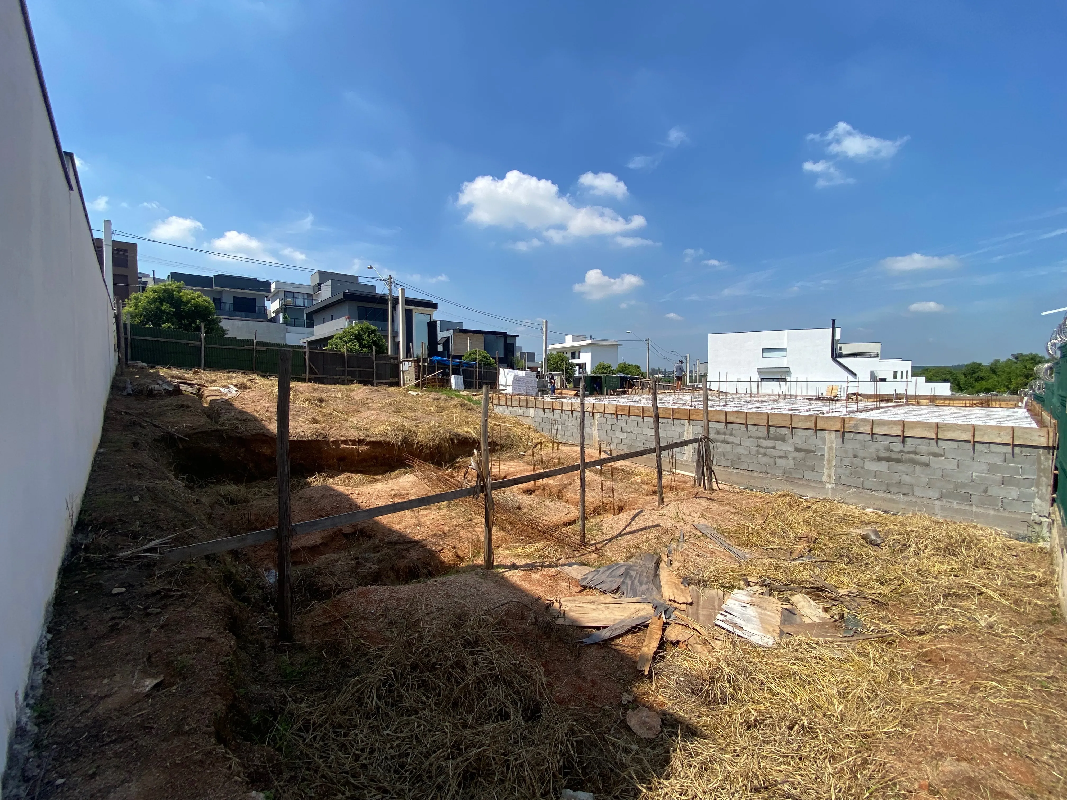 Imagem OPORTUNIDADE !! Excelente terreno de 300M² no Cond. Residencial Cyrela Esplanada
