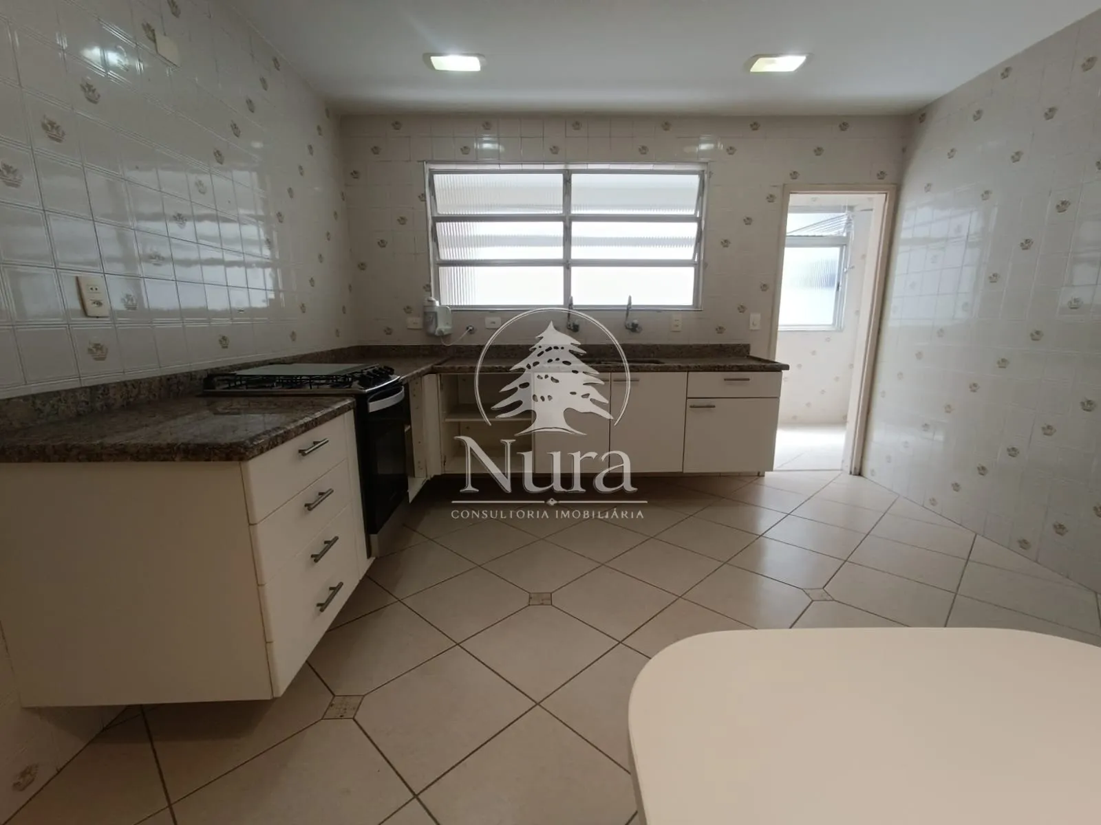 Imagem Apartamento de 3 quartos, 165m² no bairro Boqueirão, em Santos