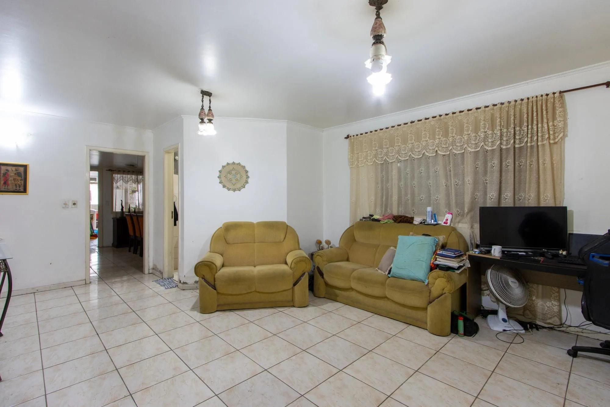 Imagem Casa para Venda - 385m², 4 dormitórios, sendo 3 suites, 2 vagas - Belém Velho