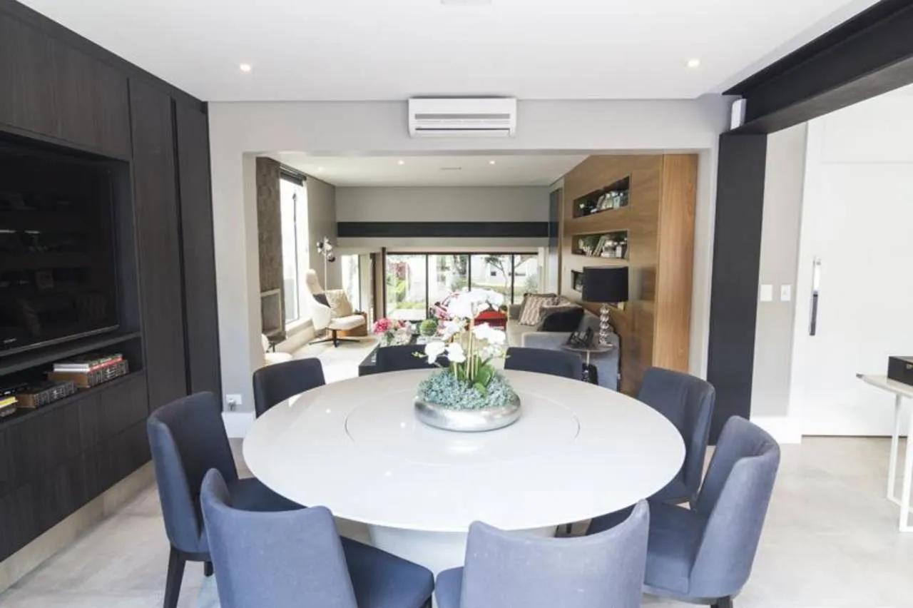 Imagem Sobrado disponível para venda em Alphaville Residencial 1