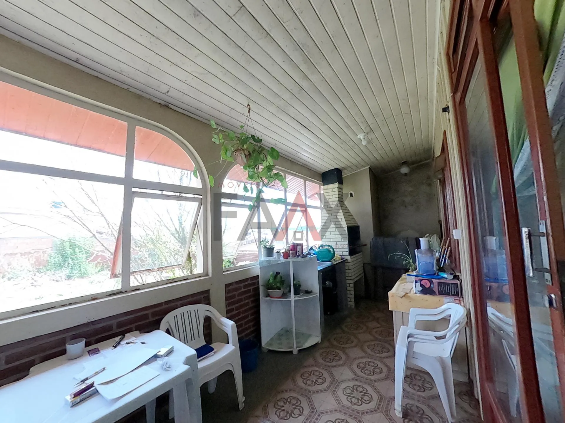Imagem Casa com 3 salas comerciais à venda, Próximo a Paróquia Santana, SANTANA, GUARAPUAVA - PR