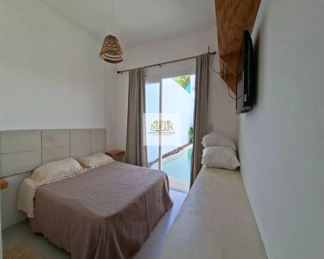 Imagem Imperdível! Casa à venda em Pontal do Paraná-PR, bairro Atami Norte: 3 quartos, 2 suítes, 3 banheiros, 2 vagas, 234m².