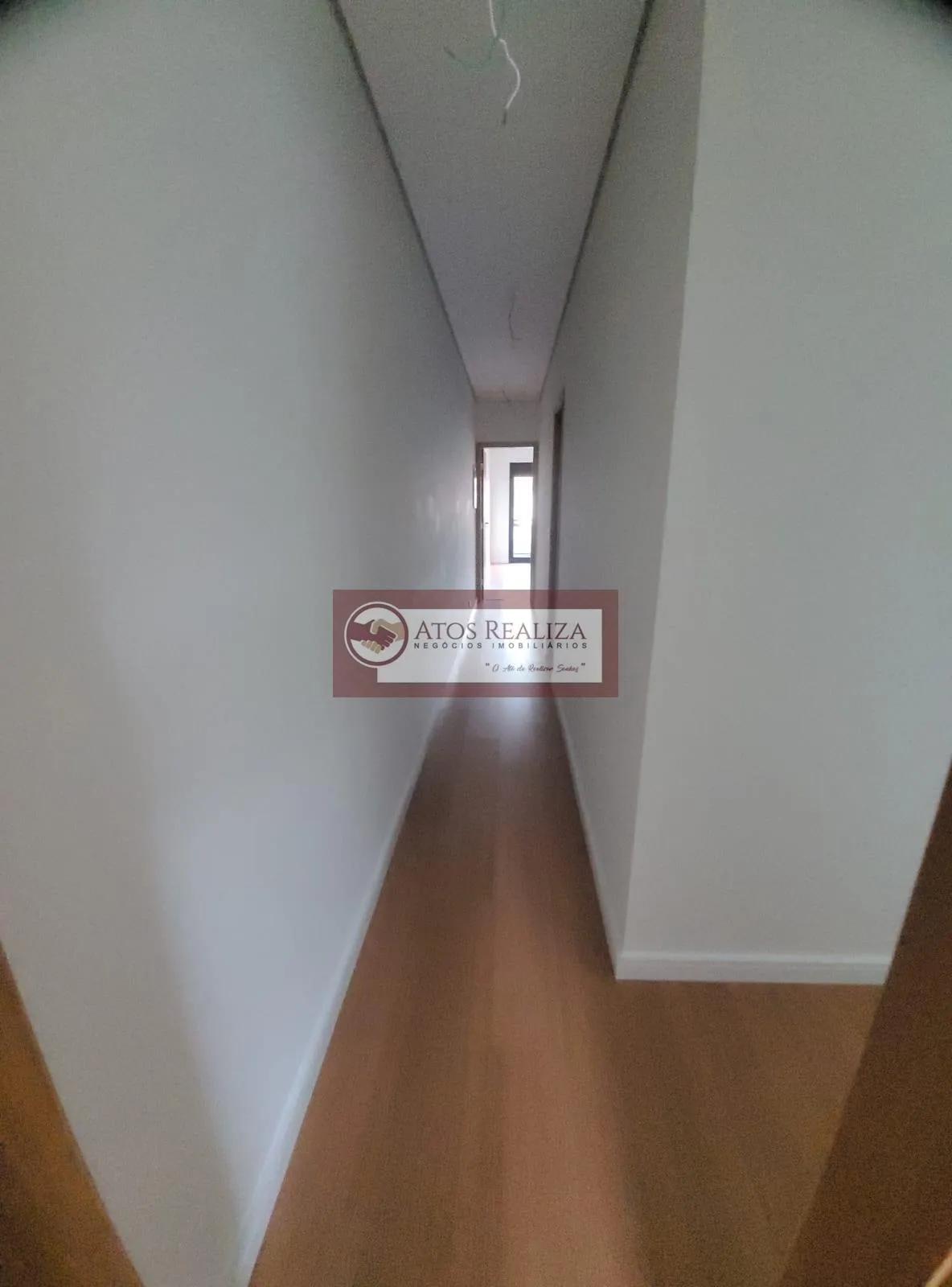 Imagem VENDO SOBRADO DE 3 DORMITÍRIOS, SENDO 3 SUÍTES, 2 VAGAS DE GARAGEM, NO BAIRRO CAMPO GRANDE - SÃO PAULO