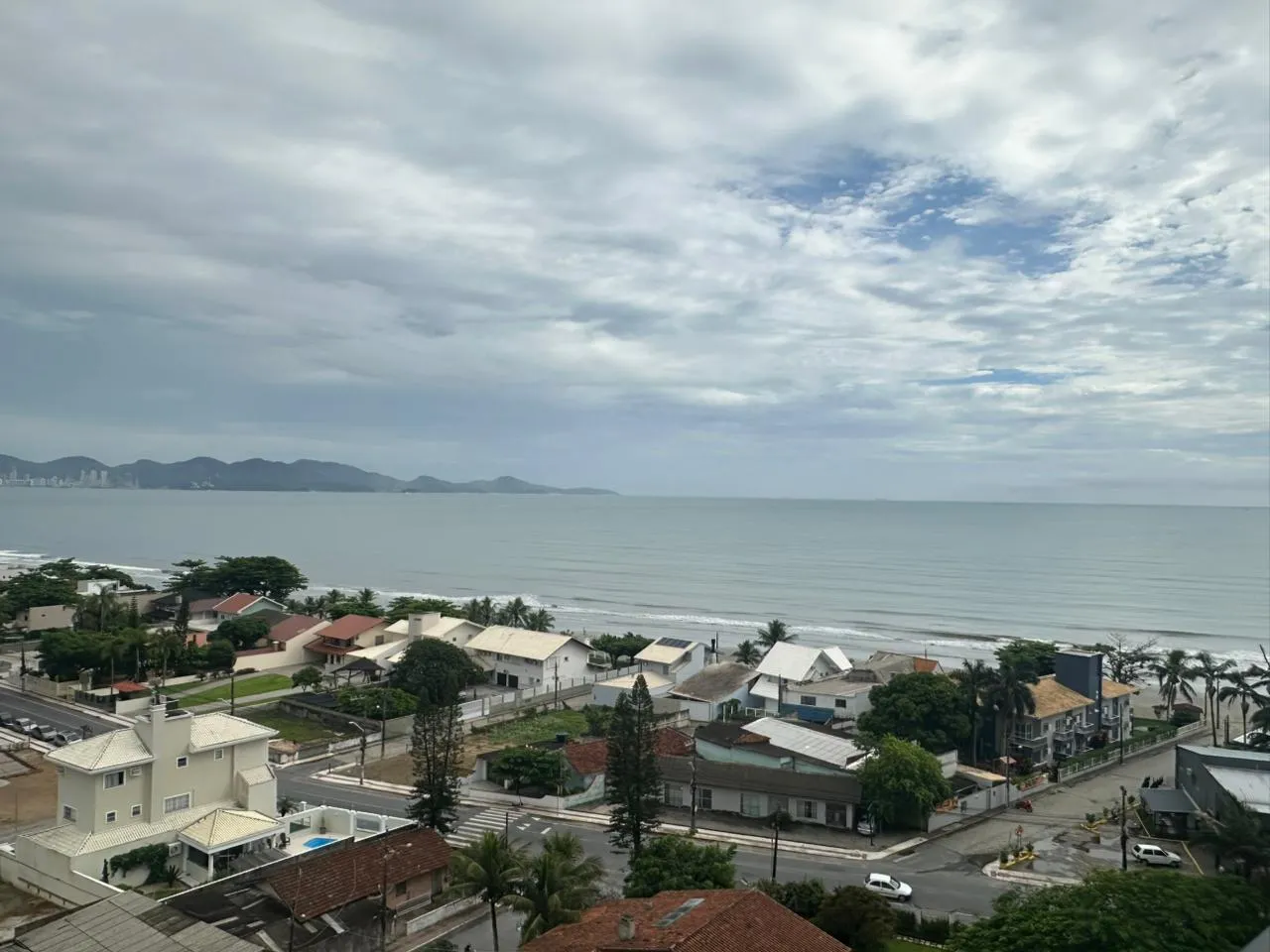 Imagem Apartamento com vista para o mar à venda com 94m2 por R$ 1.690.000,00