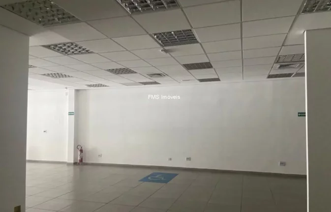Imagem Loja Comercial de Alto Padrão no Paraíso: 6 Banheiros, 4 Vagas e 455 m² em São Paulo-SP