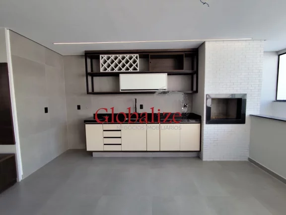 Imagem Casa sobreposta duplex à venda com 290m², 4 suítes, piscina, churrasqueira por R$1.949.000,00 no Boqueirão em Santos