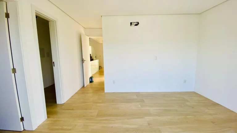 Imagem Casa de Luxo em Garopaba-SC, Ferraz: 2 Suítes, Piscina, Vista Mar, 280m² - Imperdível!