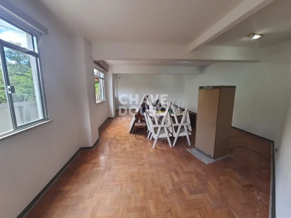 Imagem Apartamento para Venda em Teresópolis, Alto, 2 dormitórios, 1 suíte, 2 banheiros, 1 vaga