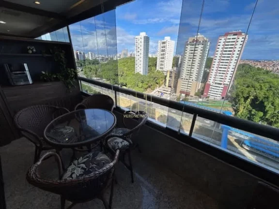 Imagem Excelente apartamento reformado com três quartos living e armários planejados a venda no cidade jardim