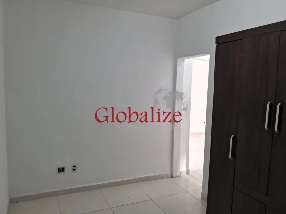 Imagem Apartamento no pavimento térreo de frente, entre os bairros Aparecida e Estuário em Santos por R$ 430.000,00