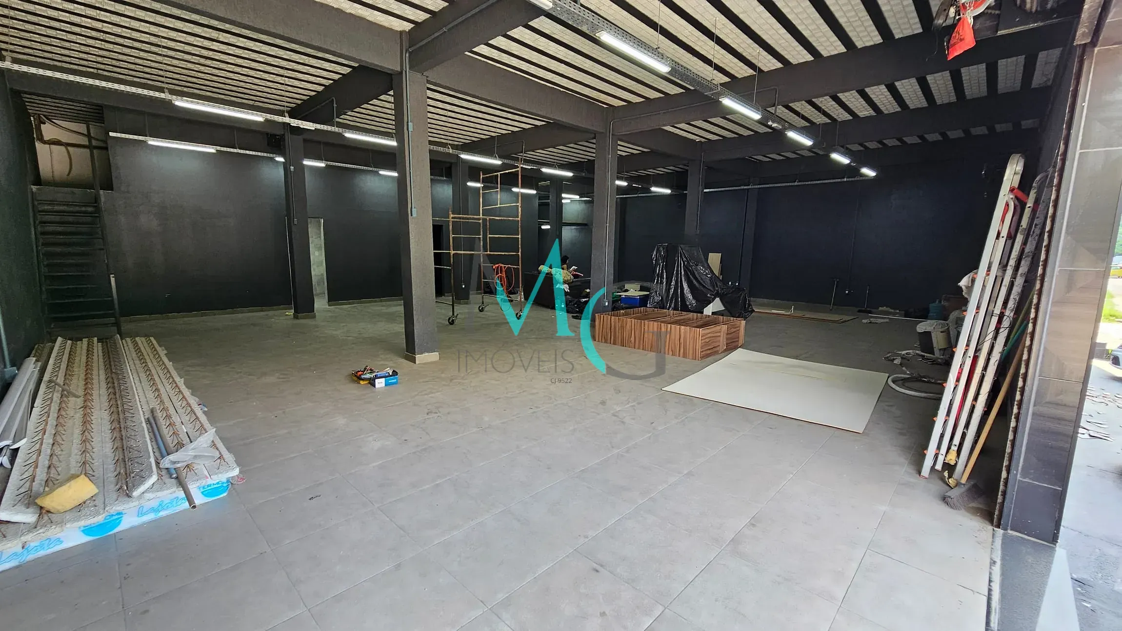 Imagem Loja para locação 250m² por R$ 10.000,00 + taxas, Santíssimo, Rio de Janeiro, RJ