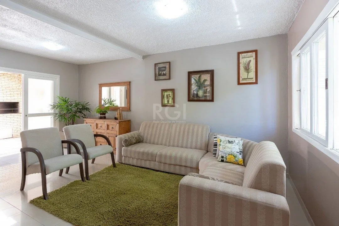 Imagem Sobrado para Venda - 150m², 3 dormitórios, sendo 1 suites, 1 vaga - Morro Santana