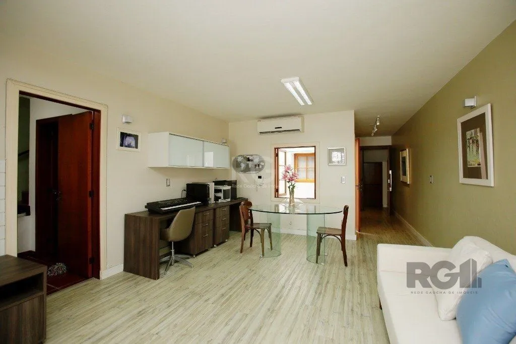 Imagem Casa para Venda no bairro Independência, em Porto Alegre / RS