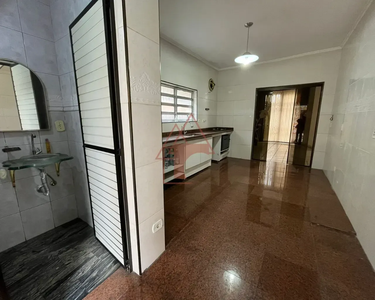 Imagem Sobrado com 4 Quartos à Venda, 367 metros em Vila Ponte Nova - Cubatão