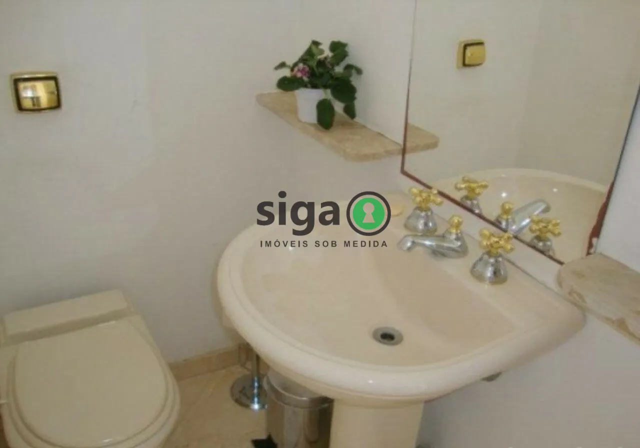 Imagem Amplo apartamento com 3 suítes e excelente padrão no Morumbi