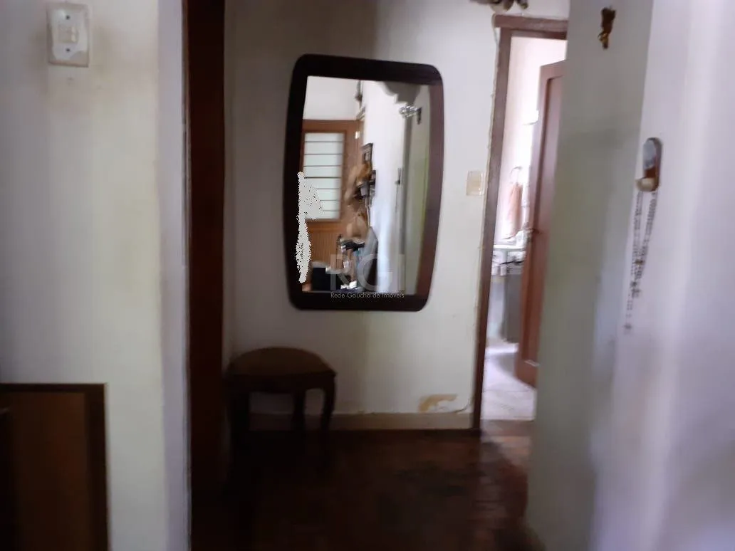 Imagem Casa para Venda - 120m², 3 dormitórios, 1 vaga - Santa Tereza