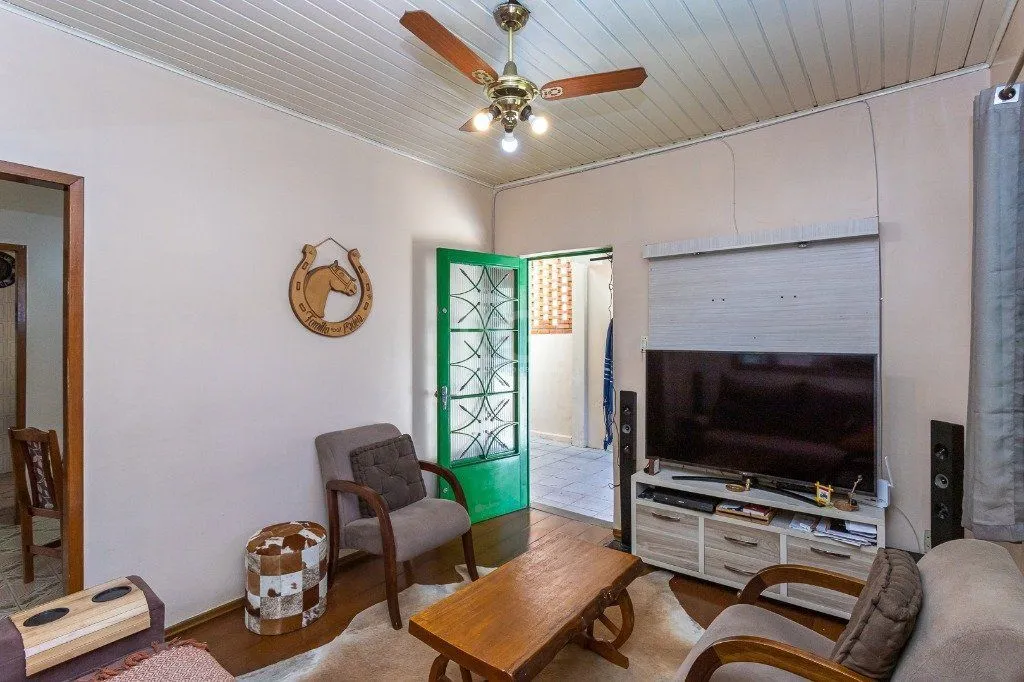 Imagem Casa para Venda - 143.32m², 3 dormitórios, sendo 1 suites, 5 vagas - Parque Santa Fé
