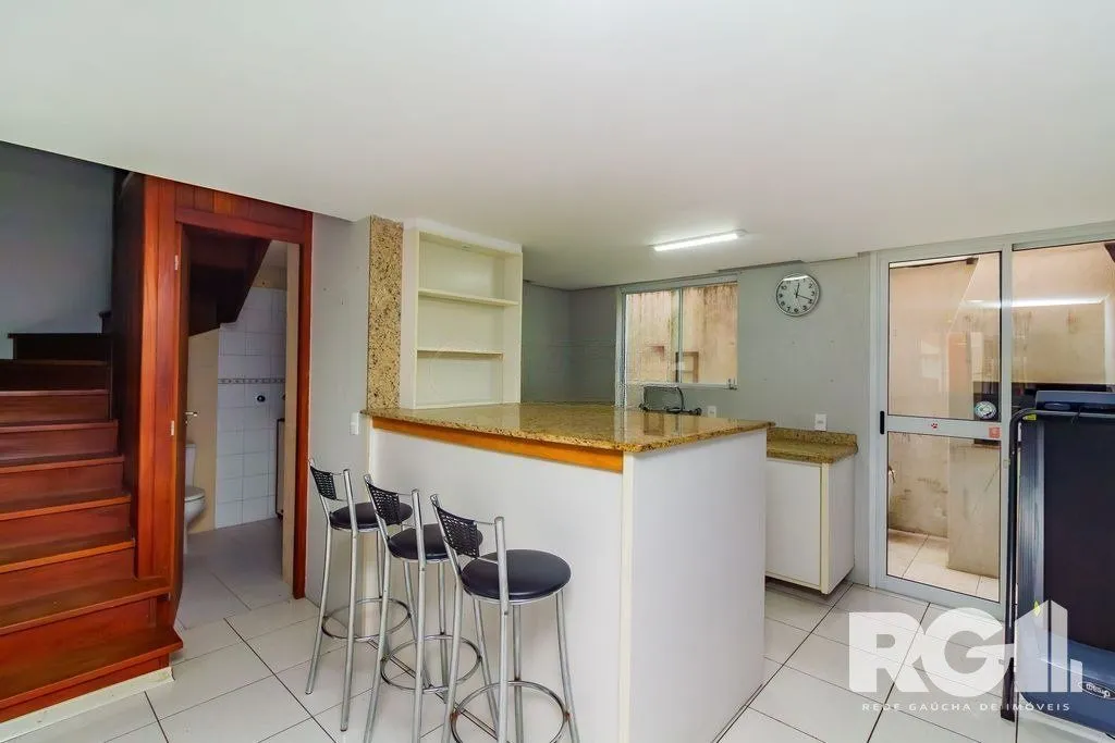 Imagem Casa em condomínio com 3 dormitórios, suíte, espaço gourmet.
