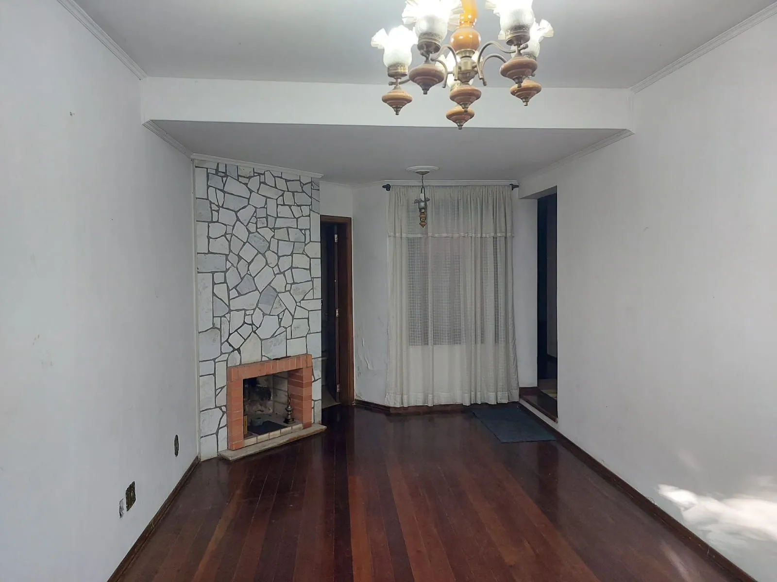 Imagem Casa a venda com 5 dormitórios no bairro Rio Branco.