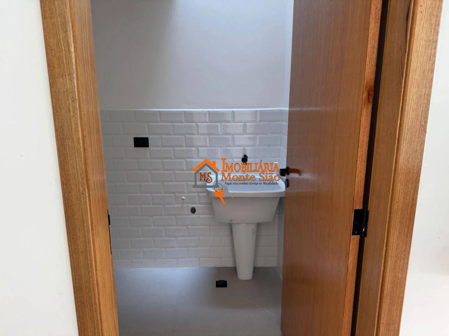 Imagem Sobrado com 3 dormitórios à venda, 210 m² por R$ 1.250.000,00 - Jardim Vila Galvão - Guarulhos/SP