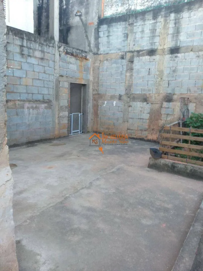 Imagem Sobrado com 3 dormitórios à venda, 245 m² por R$ 424.000,00 - Jardim Santa Lídia - Guarulhos/SP