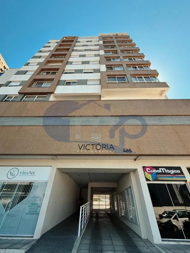 Apartamento a venda com 2 dormitorios no centro de Torres/RS