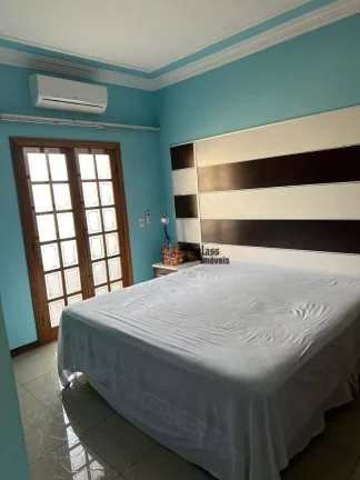 Imagem Sobrado com 3 dormitórios à venda, 195 m² por R$ 1.115.000 - Vila Camilópolis - Santo André/SP