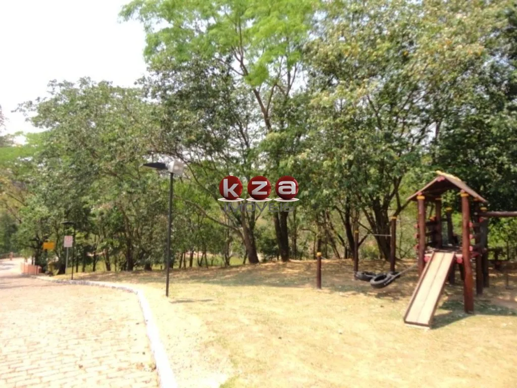 Imagem Terreno de 959,68 m² no Condomínio Portal do Lago em Valinhos-SP: Oportunidade única de investimento!