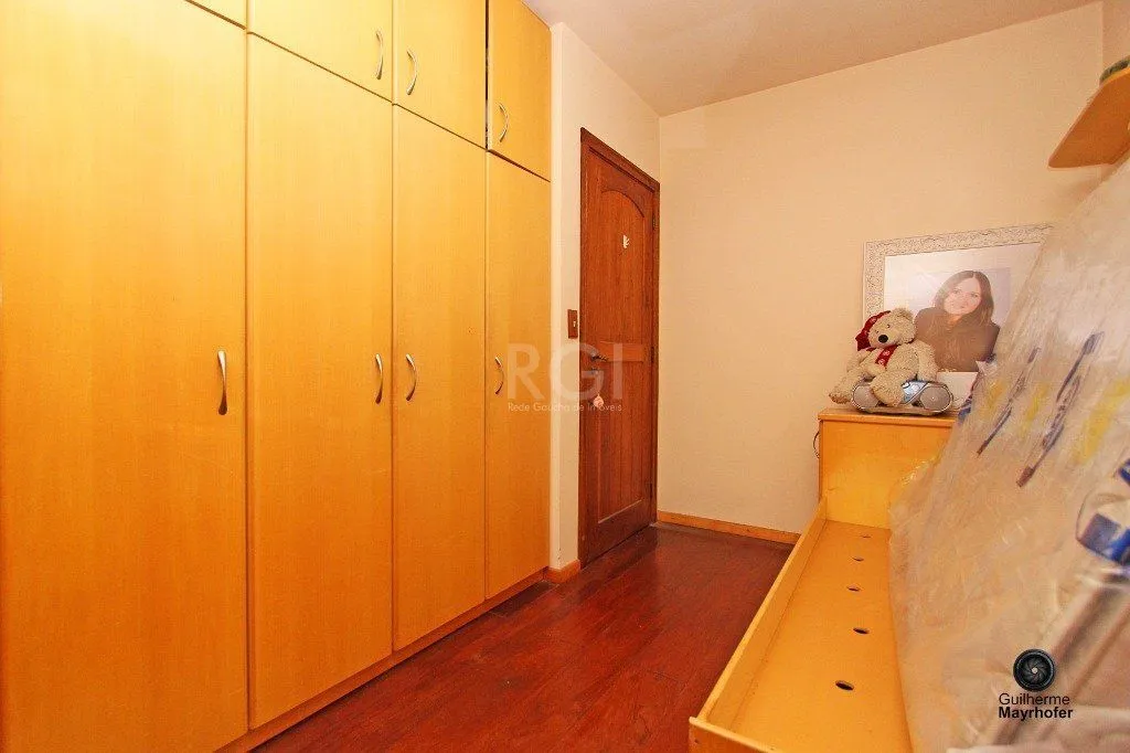 Imagem Casa para Venda - 180m², 3 dormitórios, sendo 1 suites, 3 vagas - Parque dos Maias