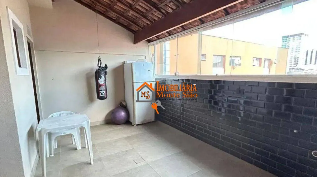 Imagem Sobrado com 3 dormitórios à venda, 178 m² por R$ 900.000 - Jardim Barbosa - Guarulhos/SP