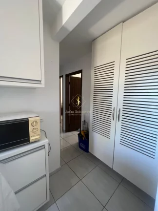 Imagem Casa em Condomínio, a 100 metros do mar, semi mobiliada.