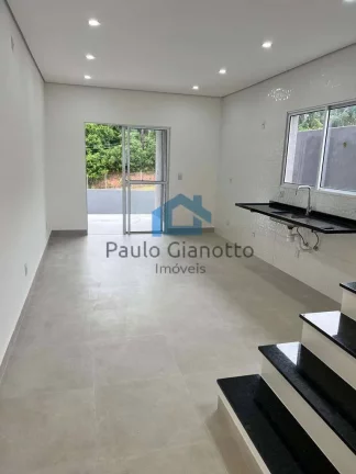 Imagem Sobrado Novo à Venda em Caucaia do Alto Cotia