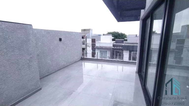 Foto do imóvel Sobrado a venda, novo com terraço, ótimo acabamento 03 quartos c/suíte, no Pinheirinho em Curitiba PR