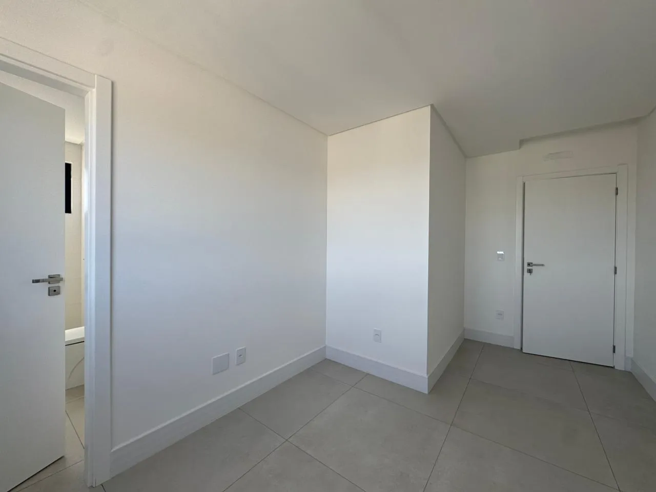 Imagem Apartamento com vista para o mar à venda com 115m2 por R$ 3.300.000,00