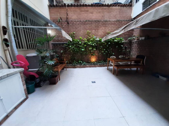 Imagem Apartamento com 2 Quartos à Venda, 107 m²em Copacabana - Rio de Janeiro
