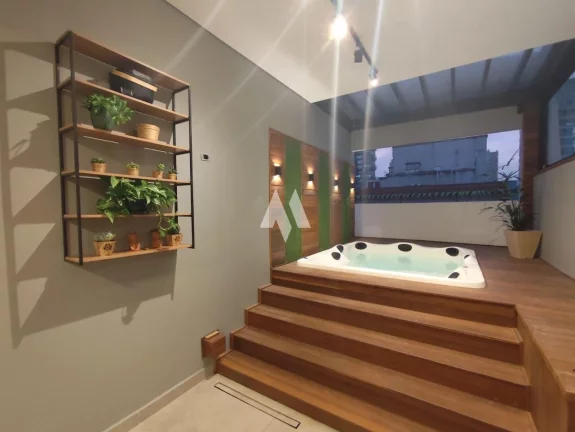 Imagem Cobertura Penthouse à venda com 3 dormitórios, Spa privativo e Vista para o mar no bairro da Pompéia em Santos/SP